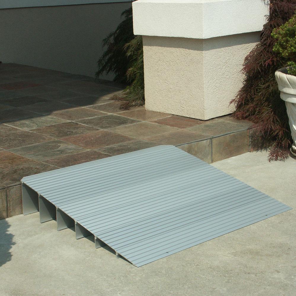 EZACCESS TRANSITIONS® Modular Entry Ramp SpinLife