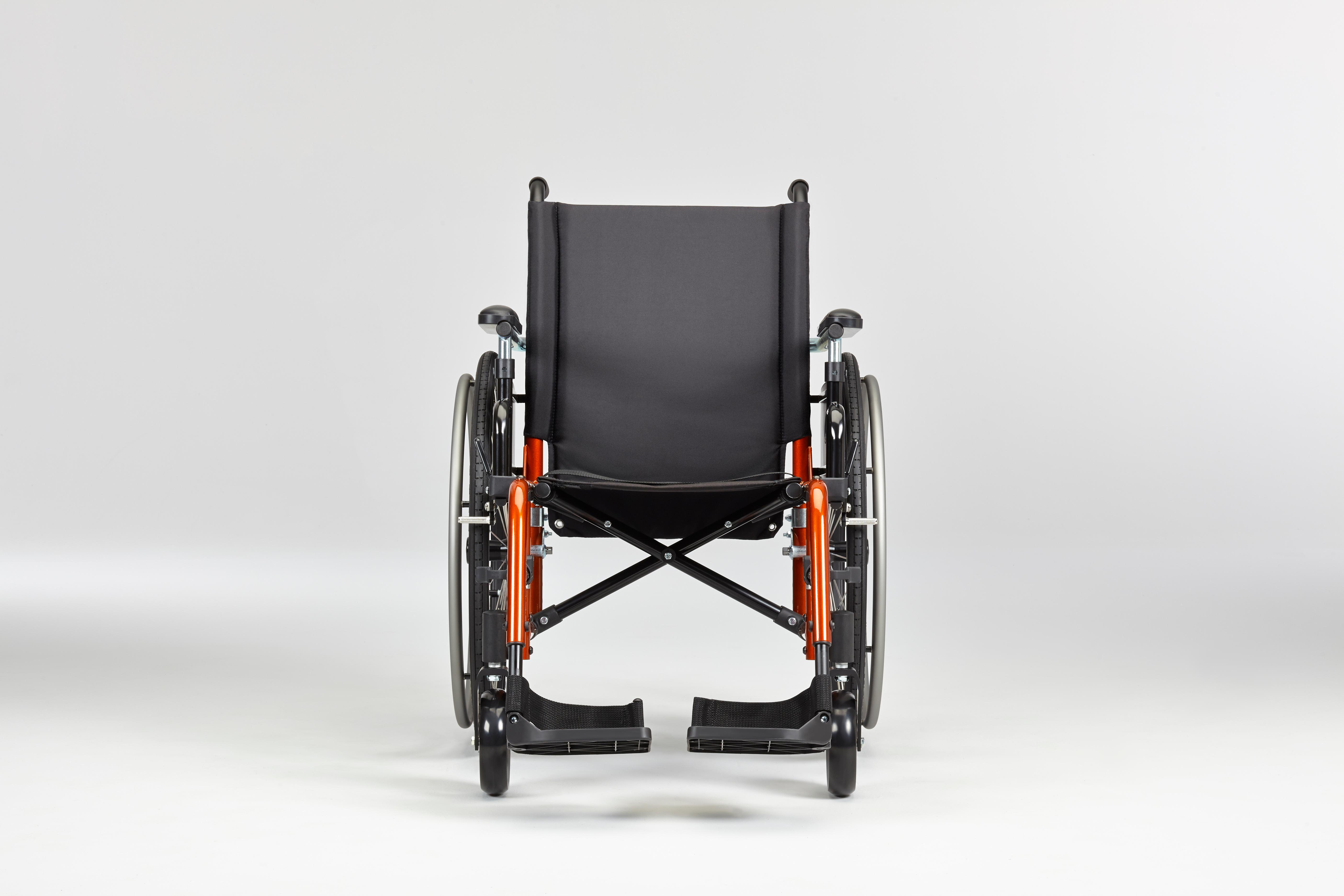Catalyst 4 Ultralightweight Folding Wheelchair SpinLife