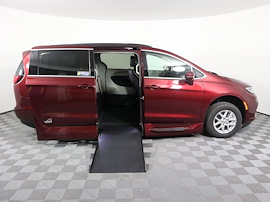 2022 Chrysler Pacifica Wheelchair Accessible Vehicle